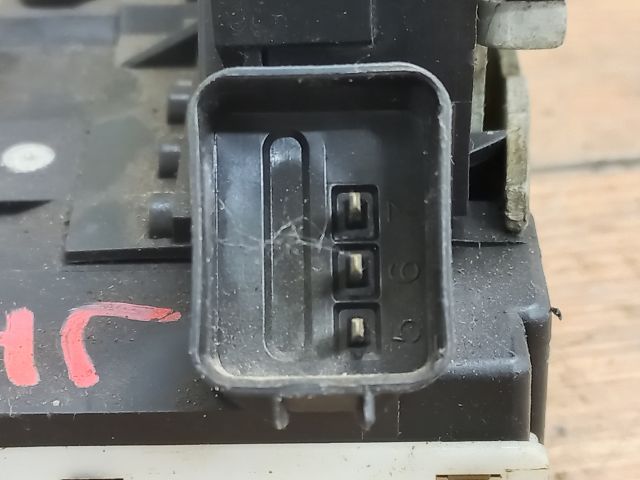 bontott FORD MONDEO III Jobb hátsó Ajtózár