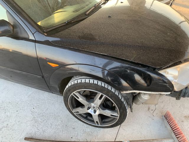 bontott FORD MONDEO III Jobb hátsó Dobbetét (Kerékjárati, Műanyag)