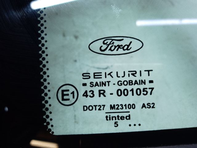 bontott FORD MONDEO III Jobb hátsó Fixüveg (Ajtóban)