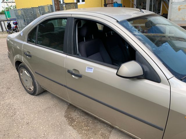 bontott FORD MONDEO III Jobb hátsó Gólyaláb (Lengécsillapító, Rugó)