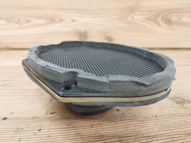 bontott FORD MONDEO III Jobb hátsó Hangszóró