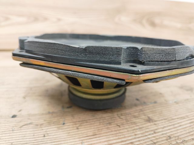 bontott FORD MONDEO III Jobb hátsó Hangszóró