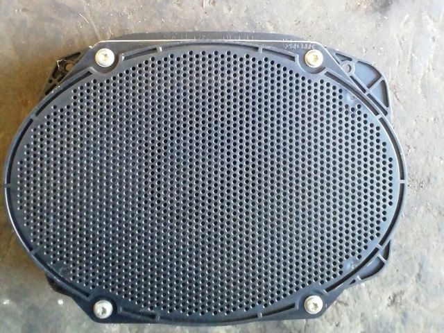 bontott FORD MONDEO III Jobb hátsó Hangszóró