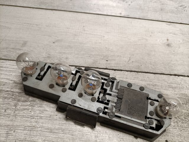 bontott FORD MONDEO III Jobb Hátsó Lámpa Foglalat