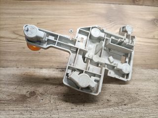 bontott FORD MONDEO III Jobb Hátsó Lámpa Foglalat