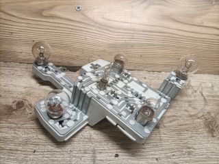 bontott FORD MONDEO III Jobb Hátsó Lámpa Foglalat