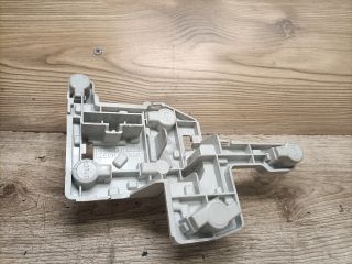 bontott FORD MONDEO III Jobb Hátsó Lámpa Foglalat