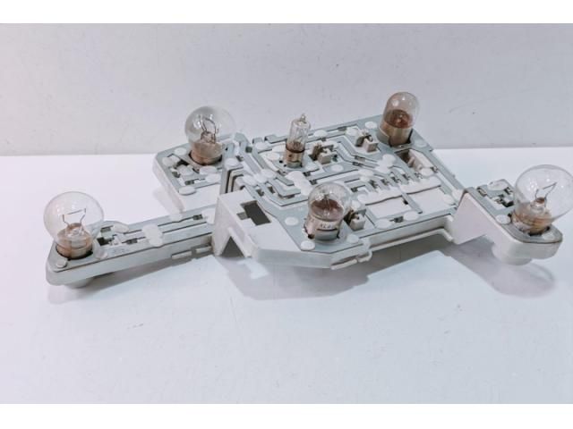 bontott FORD MONDEO III Jobb Hátsó Lámpa Foglalat