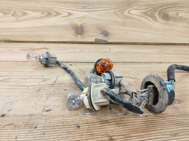 bontott FORD MONDEO III Jobb Hátsó Lámpa Foglalat