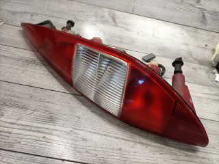 bontott FORD MONDEO III Jobb Hátsó Lámpa