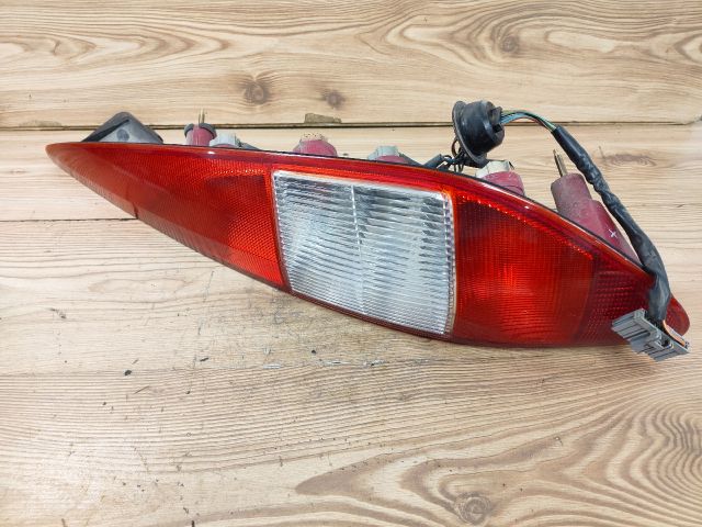 bontott FORD MONDEO III Jobb Hátsó Lámpa