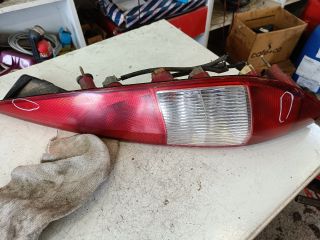 bontott FORD MONDEO III Jobb Hátsó Lámpa