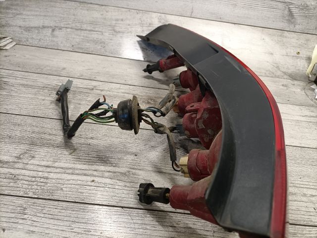 bontott FORD MONDEO III Jobb Hátsó Lámpa