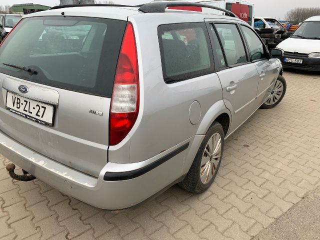 bontott FORD MONDEO III Jobb hátsó Sárvédő