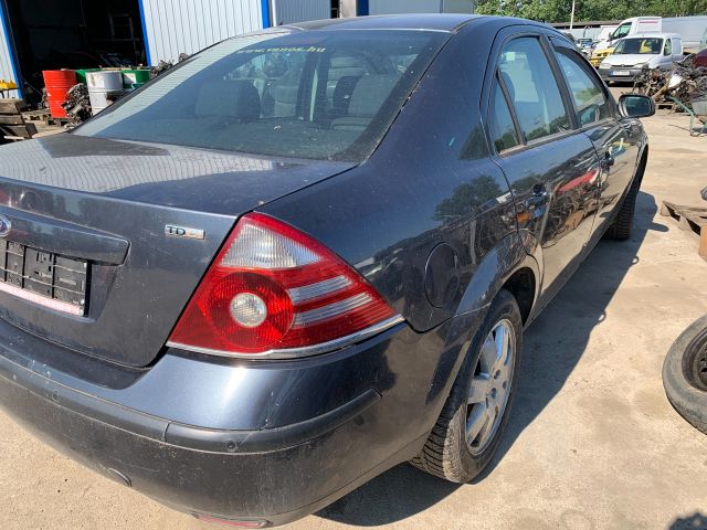 bontott FORD MONDEO III Jobb hátsó Sárvédő