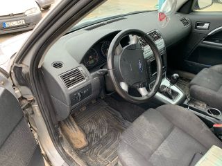 bontott FORD MONDEO III Jobb hátsó Sárvédő