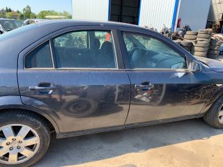 bontott FORD MONDEO III Jobb hátsó Sárvédő