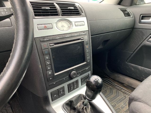 bontott FORD MONDEO III Jobb hátsó Sárvédő