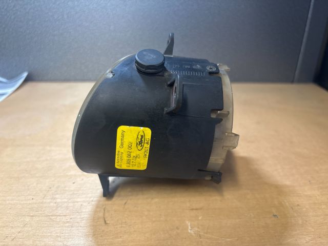 bontott FORD MONDEO III Jobb Ködfényszóró