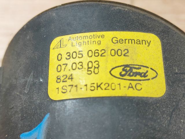 bontott FORD MONDEO III Jobb Ködfényszóró
