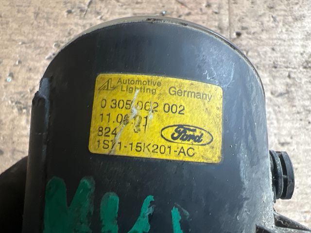 bontott FORD MONDEO III Jobb Ködfényszóró