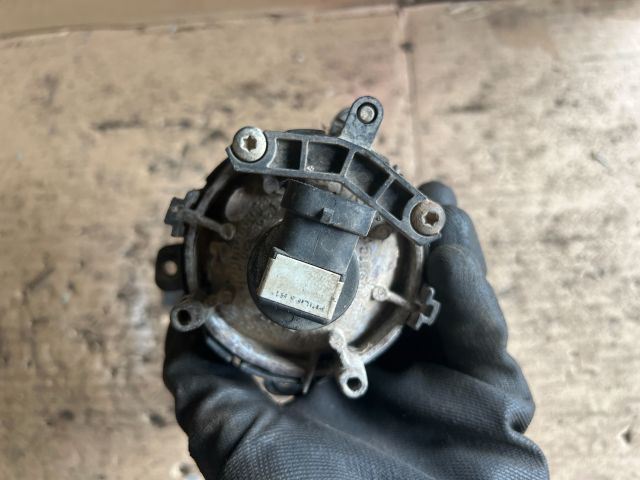 bontott FORD MONDEO III Jobb Ködfényszóró