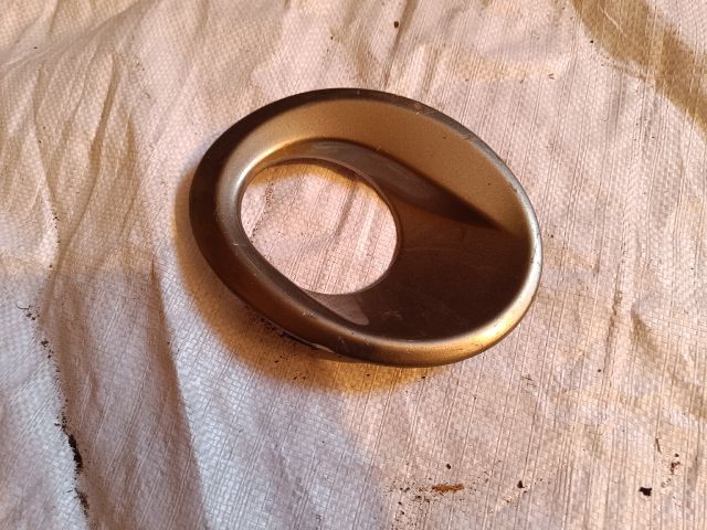 bontott FORD MONDEO III Jobb Ködlámpa Rács