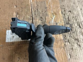 bontott FORD MONDEO III Jobb Kormánykapcsoló Ablaktörlő