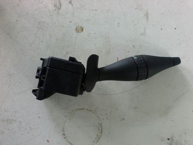 bontott FORD MONDEO III Jobb Kormánykapcsoló Ablaktörlő