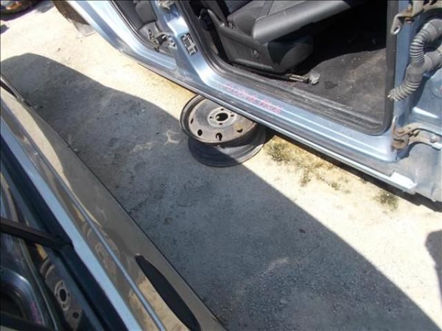 bontott FORD MONDEO III Jobb Küszöb