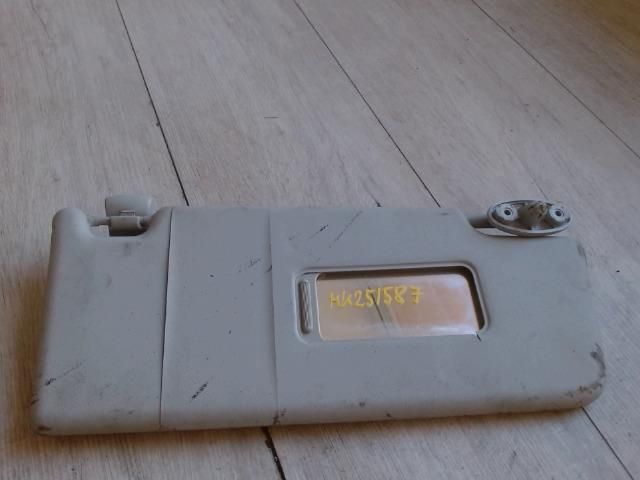 bontott FORD MONDEO III Jobb Napellenző