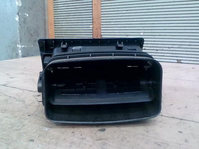 bontott FORD MONDEO III Jobb Szellőző