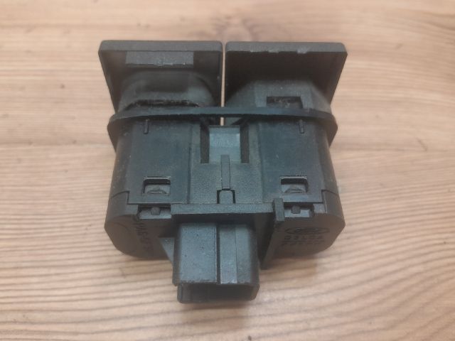 bontott FORD MONDEO III Kipörgésgátló Kapcsoló