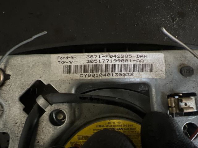 bontott FORD MONDEO III Kormánylégzsák