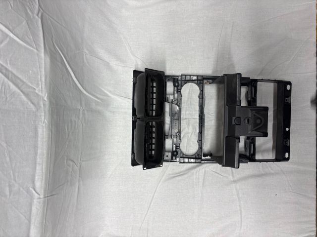 bontott FORD MONDEO III Középső Szellőző