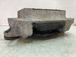 bontott FORD MONDEO III Motor Tartó Bak (Fém)