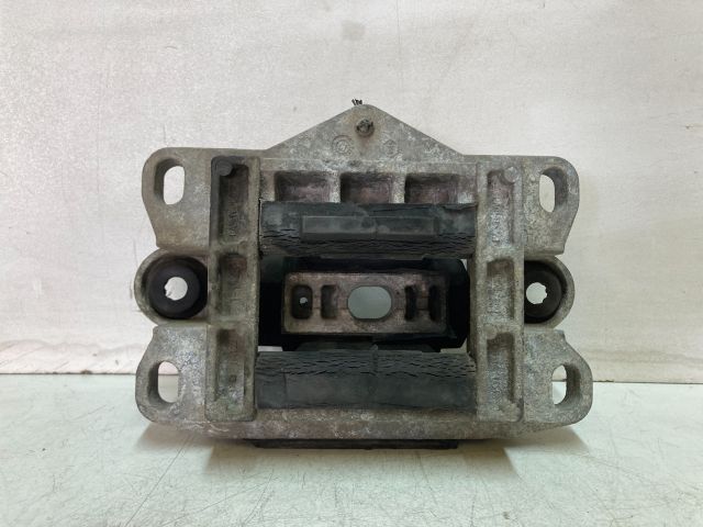 bontott FORD MONDEO III Motor Tartó Bak (Fém)