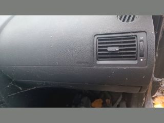 bontott FORD MONDEO III Motorháztető Nyitó Kar / Gomb