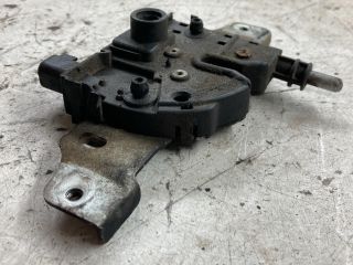 bontott FORD MONDEO III Motorháztető Zárszerkezet