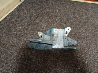 bontott FORD MONDEO III Motorháztető Zsanér Pár