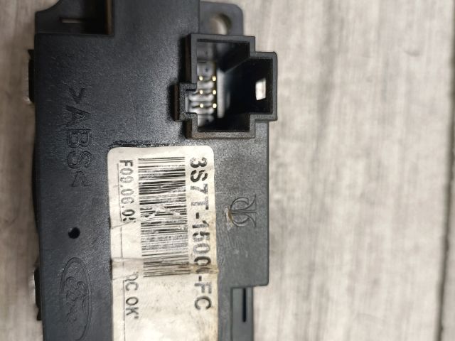 bontott FORD MONDEO III Óra (Időmérő)