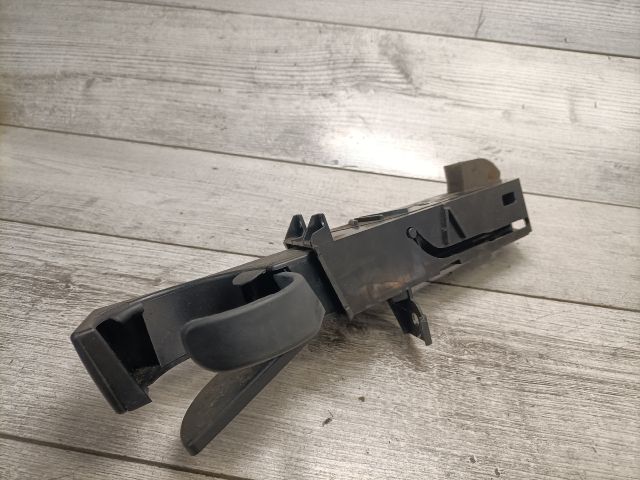 bontott FORD MONDEO III Pohártartó