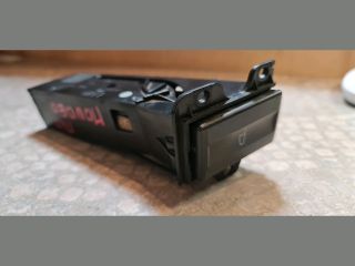 bontott FORD MONDEO III Pohártartó