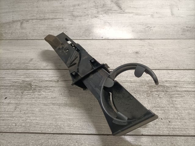 bontott FORD MONDEO III Pohártartó