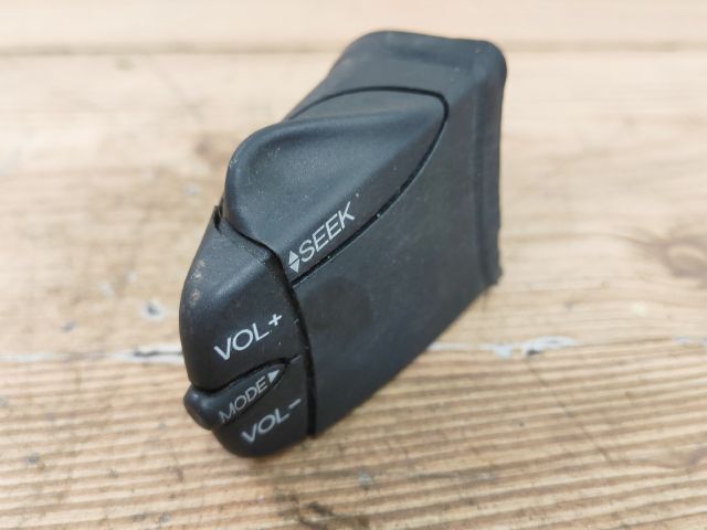 bontott FORD MONDEO III Rádió / CD Kapcsoló