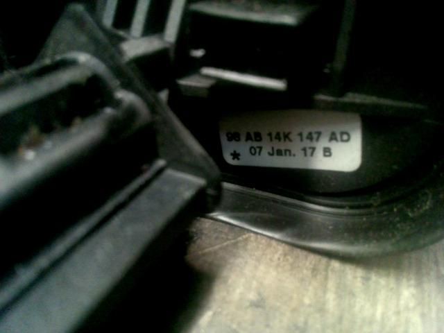 bontott FORD MONDEO III Rádió / CD Kapcsoló