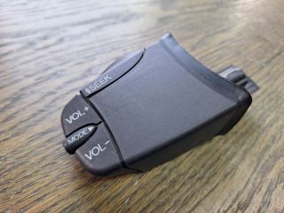 bontott FORD MONDEO III Rádió / CD Kapcsoló