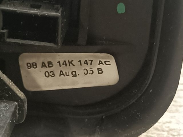 bontott FORD MONDEO III Rádió / CD Kapcsoló