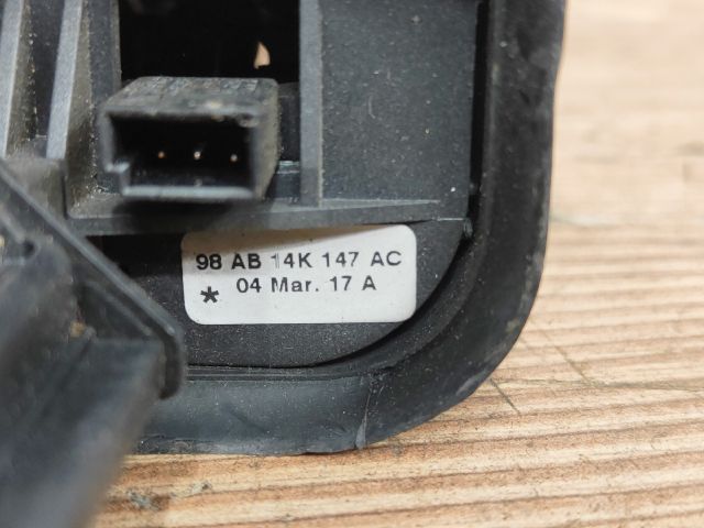 bontott FORD MONDEO III Rádió / CD Kapcsoló