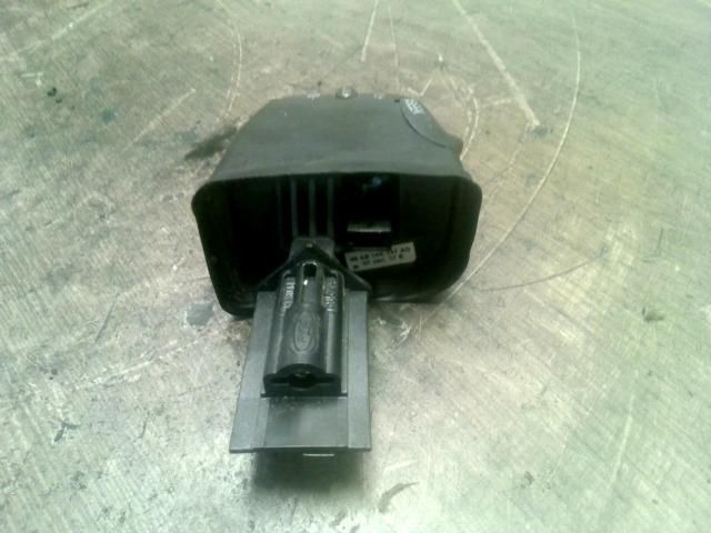 bontott FORD MONDEO III Rádió / CD Kapcsoló